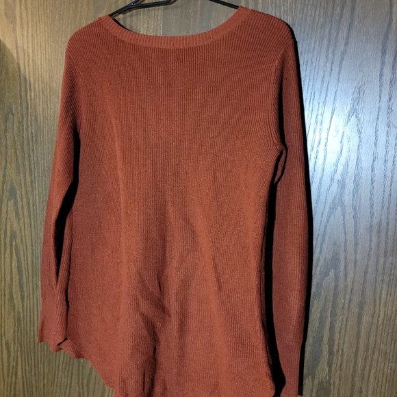 EUC American Eagle Outfitters Rust Sweater Size Medium - Picture 12 of 12
